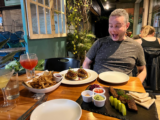 13 Best Restaurants in & Around Jaco